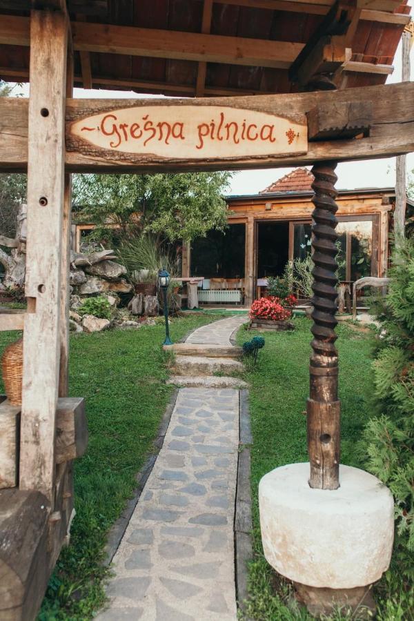 Klenovnik Gresna Pilnica酒店 外观 照片